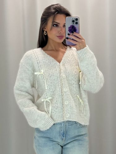 Бежевый женский кардиган c бантиками