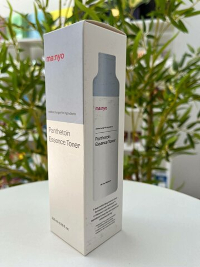 Ультраувлажняющий тонер-эссенция для обезвоженной кожи Manyo Panthetoin Essence Toner 200мл