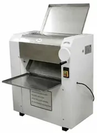 Машина тестораскаточная напольная Roal Bakery R350