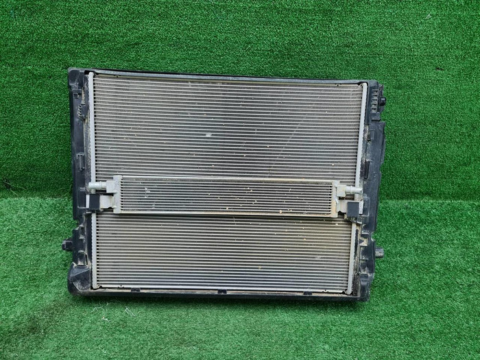 Кассета радиаторов BMW 3er G20 (2018-н.в.)