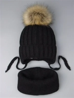 Шапка зимняя детская с помпоном и снуд