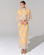 Укороченный кейп с вышивкой ручной работы