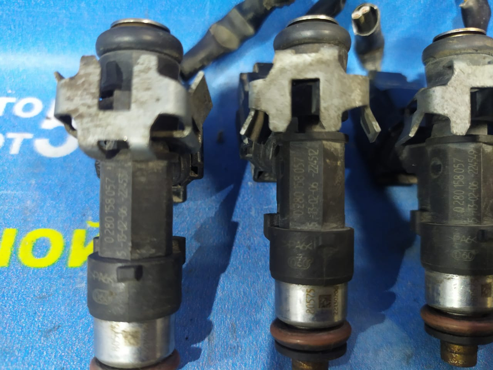 Форсунка топливная PEUGEOT 307 2006