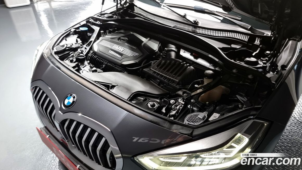 BMW 1 Series (F40) 120i M Sports (09.2021)