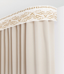 Пластиковый карниз с тиснением Legrand 3-х рядный Прима 2000 мм