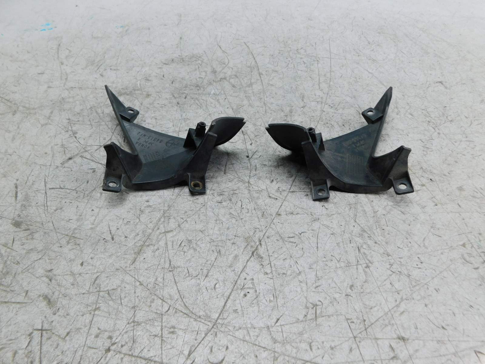 Пластик внутренний левый, правый Honda CBR600RR 06-08 64365/64315-MFL