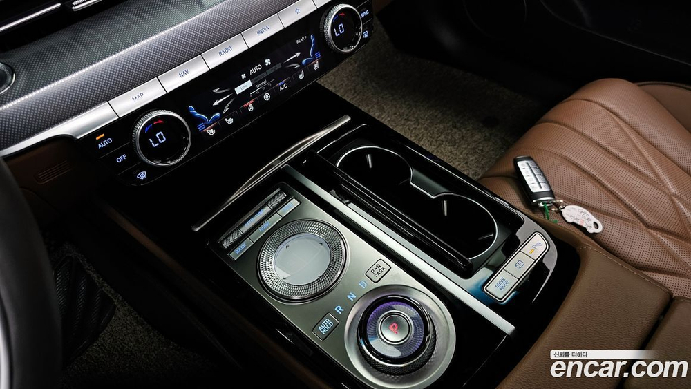Genesis G80 (RG3) Бензин 2.5 Turbo AWD (09.2022)
