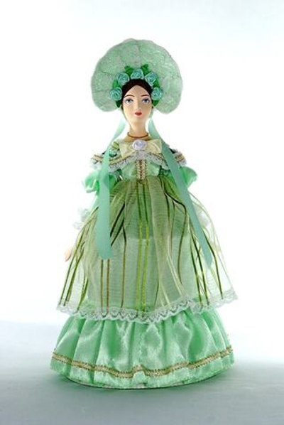Кукла коллекционная Пушкинская дама в летнем капоре и платье 19 века