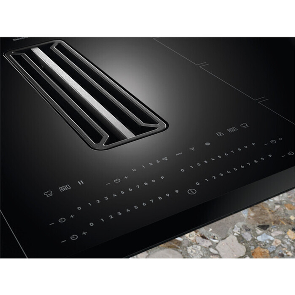Встраиваемая индукционная варочная панель Electrolux KCC85450