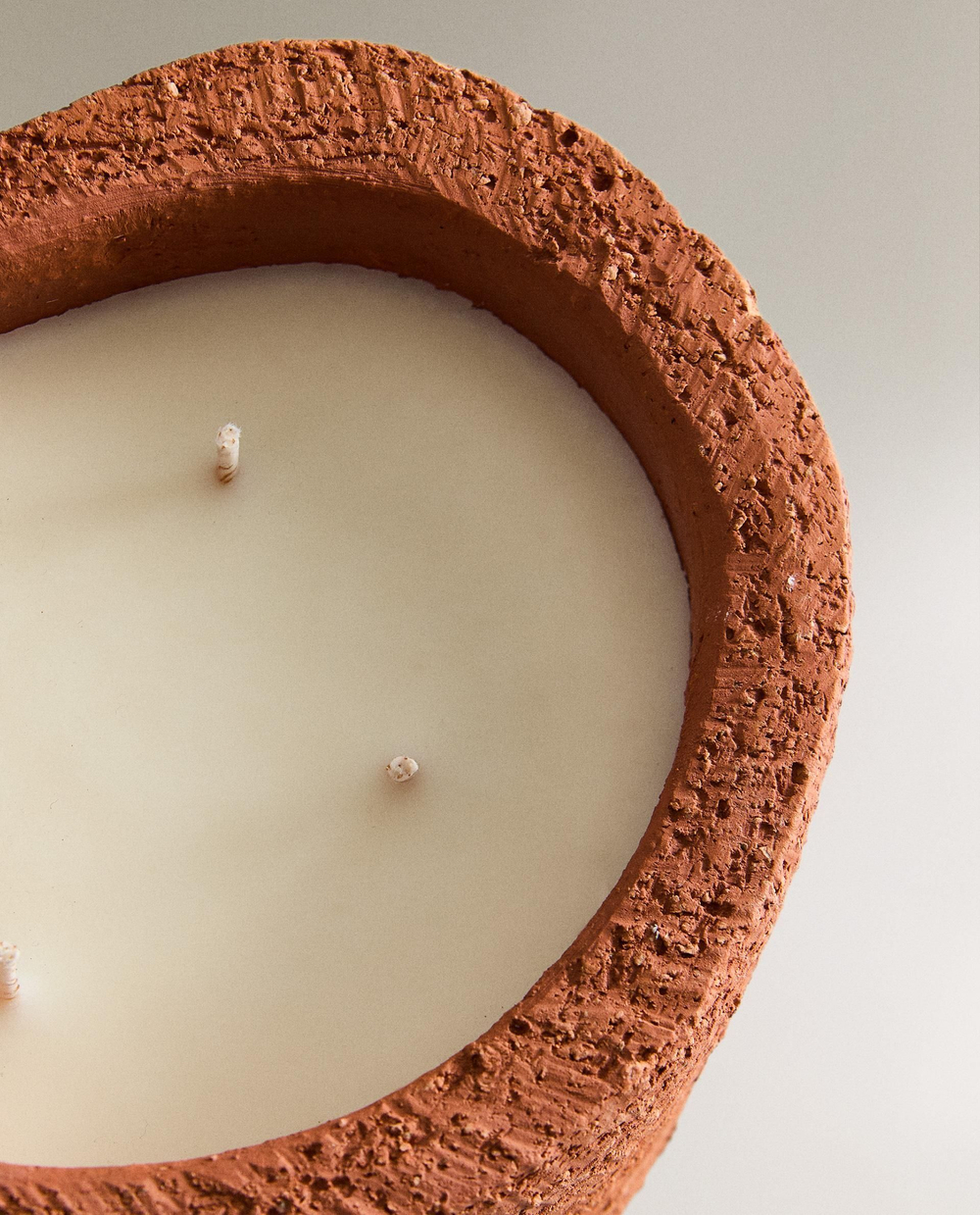 Zara Home - Ароматическая свеча цитронеллы на открытом воздухе, 800 г