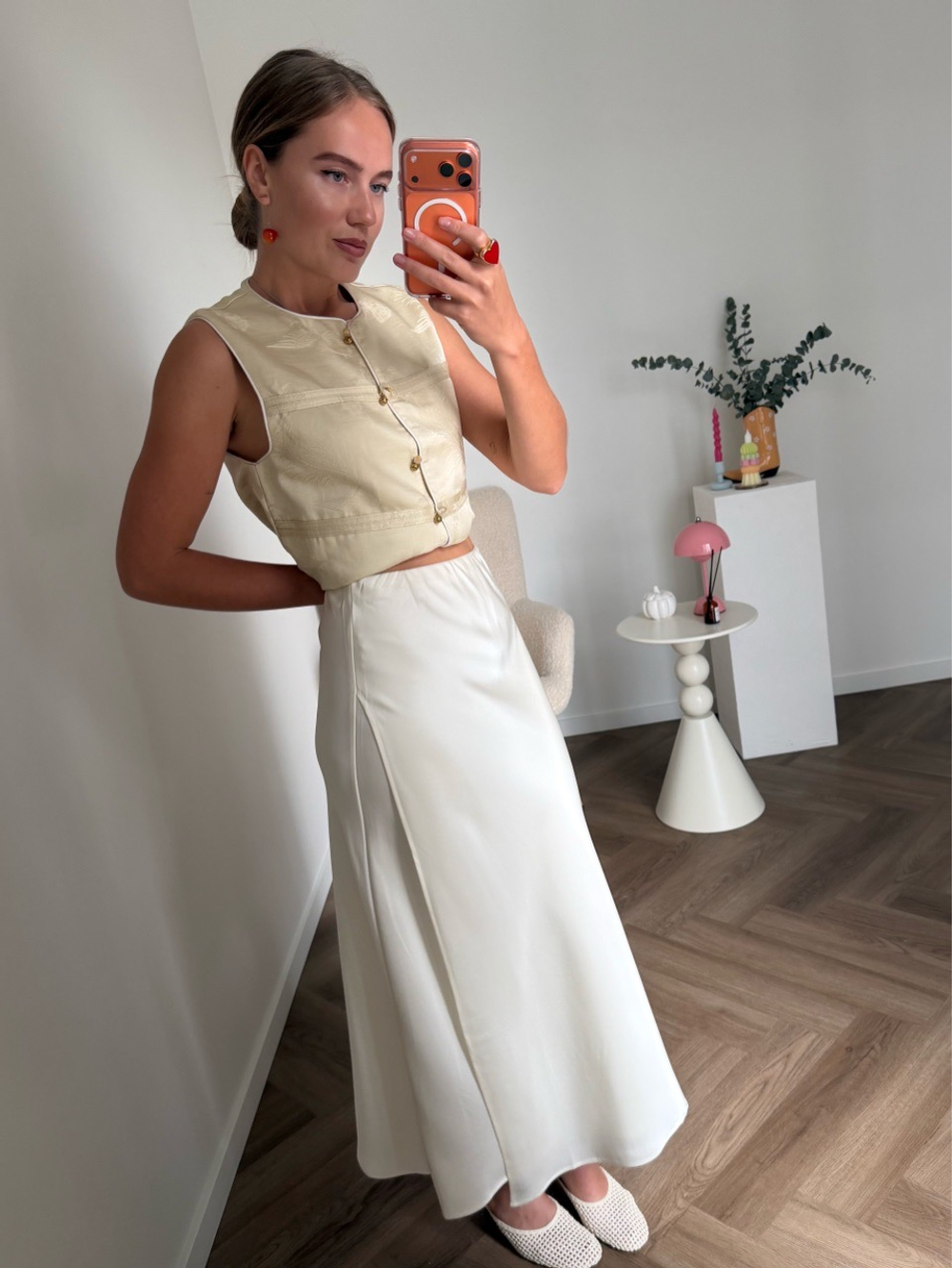 Юбка атласная миди молочный