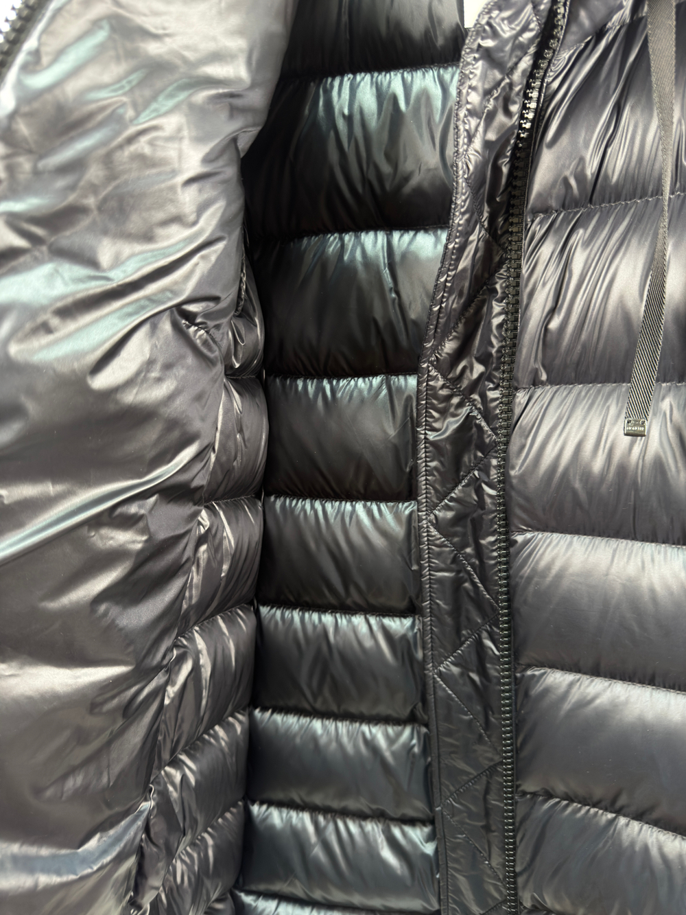 Пуховик Moncler