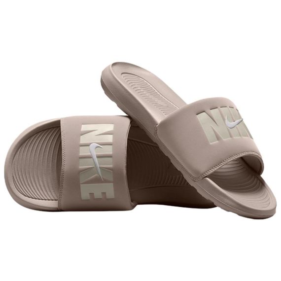 Nike Victori One SE 'Light Bone'