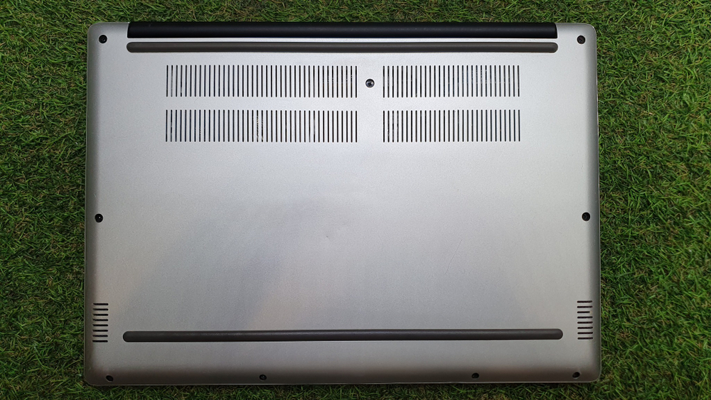 Ноутбук Xiaomi Ryzen 5/8Gb/FHD