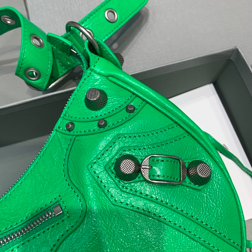 Balenciaga Le Cagole 33 cm