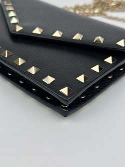 Сумка Valentino Rockstud Envelope