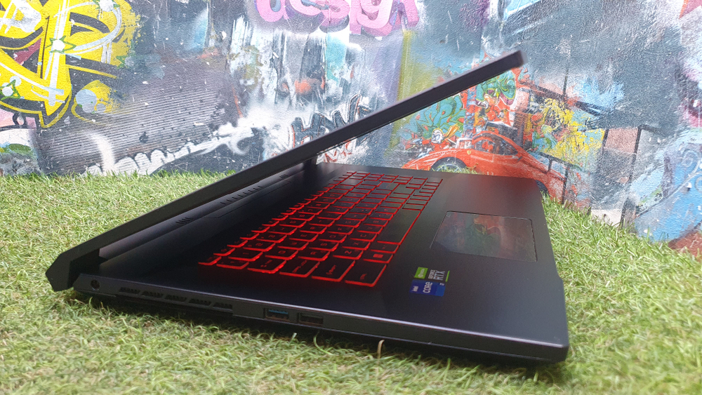 Игровой MSI i7-11/16Gb/RTX 3060 6Gb/FHD/144Hz/Katana GF76 11UE-268RU 9S7-17L112-268/Windows 11