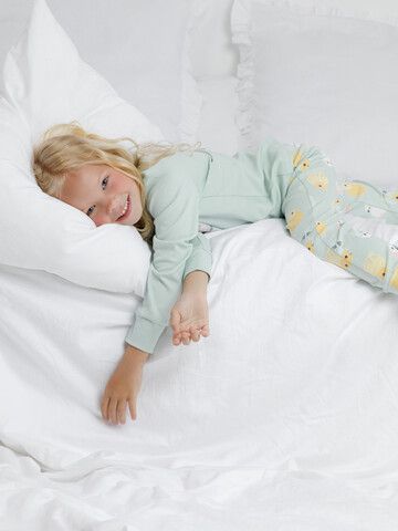 пижама  для девочки  К 1541/дымчатый нефрит,цв.попугайчики