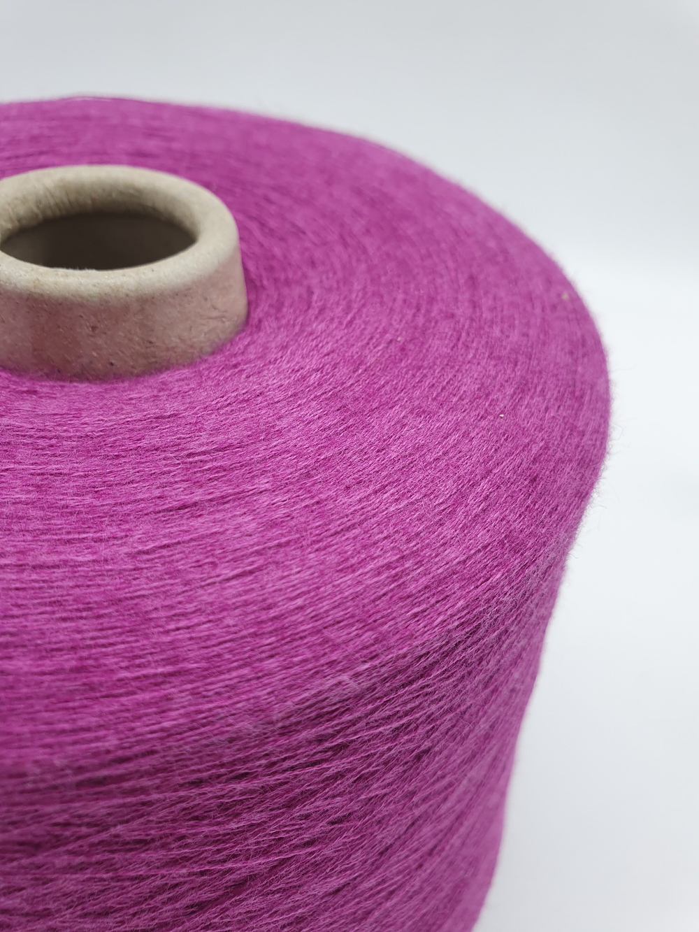 Пряжа Emilcotoni SPa RealWool 2/50 (60% пима хлопок, 40% меринос),2500 м/100 гр, винтажная фиалка