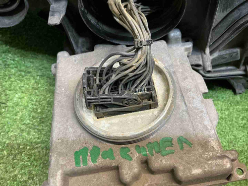 Битая Фара левая Porsche Cayenne 3 (2017-2023) LED