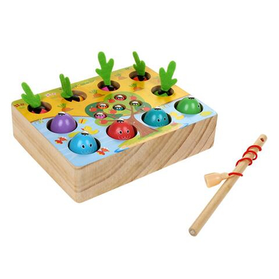 Развивающая игрушка деревянная Обьемная рыбалка урожай + червяки, коробка C-41679