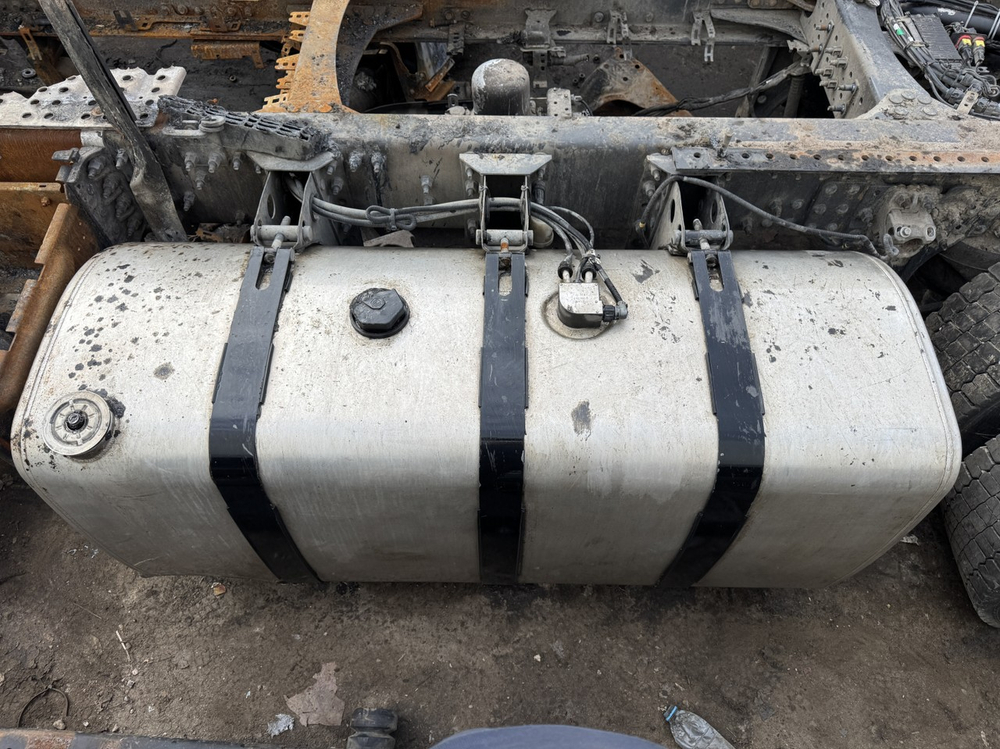 Бак топливный 650 L 2019г