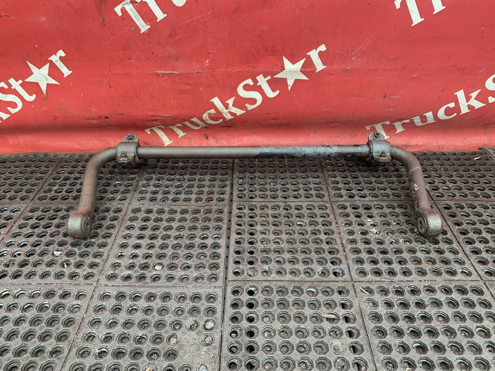 Стабилизатор передний