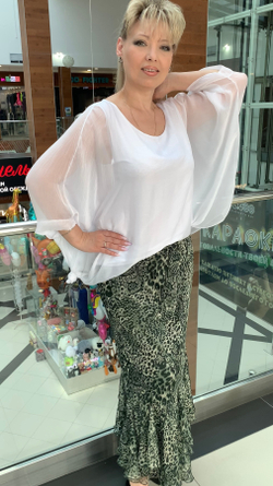 Нарядная, шифоновая в темно-зеленых тонах юбка