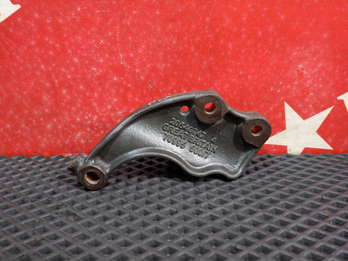 Кронштейн генератора