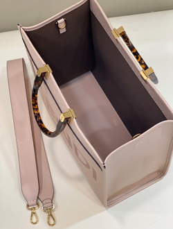 Fendi Sunshine Medium 35 cm
