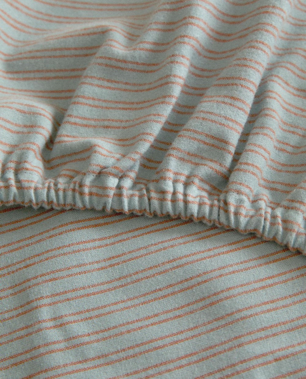 Простыня на резинке Zara Home фланель, хлопок 100%, в полоску, 2611/900