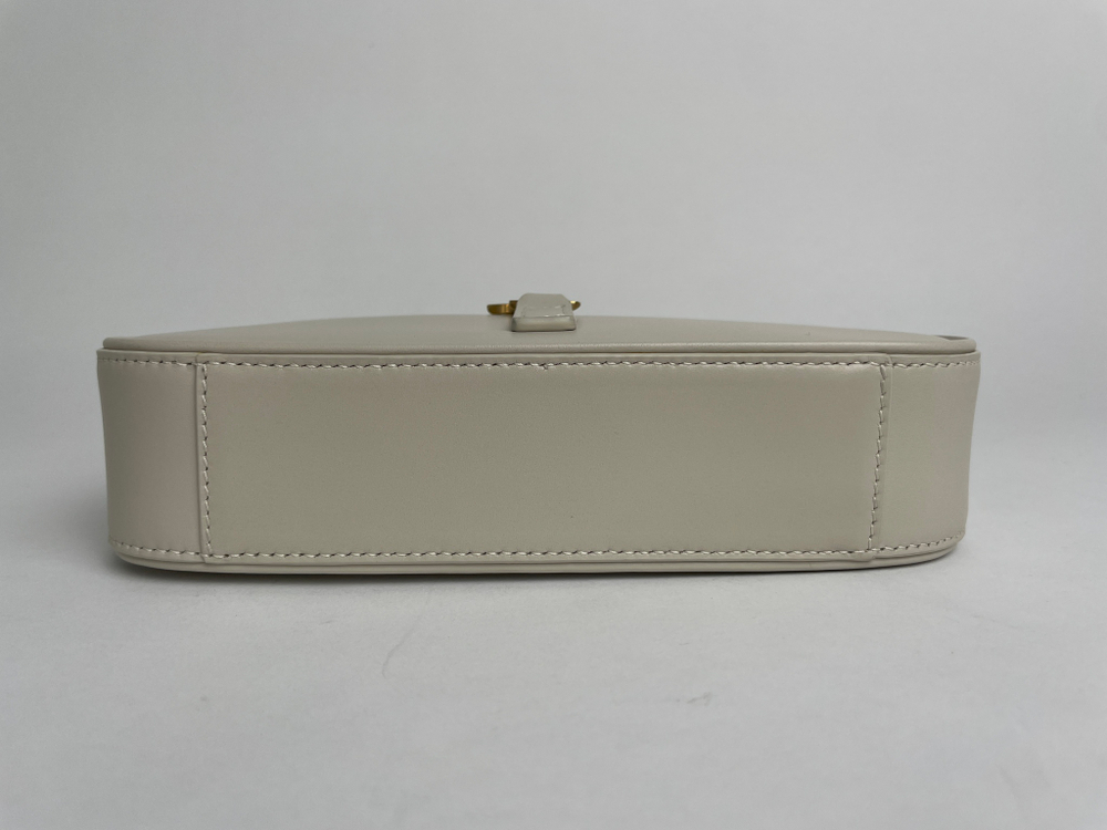 Сумка Yves Saint Laurent Le 5 à 7 small