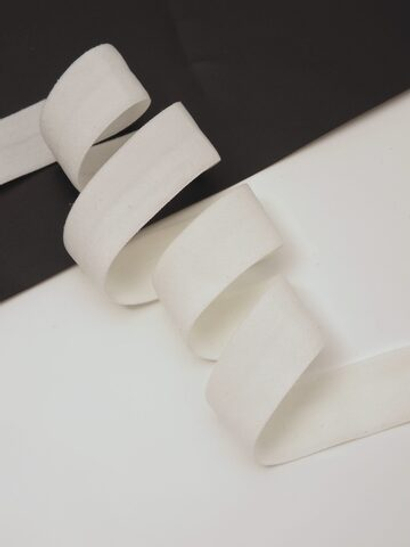 Бейка эластичная шампань матовая ширина 20 мм