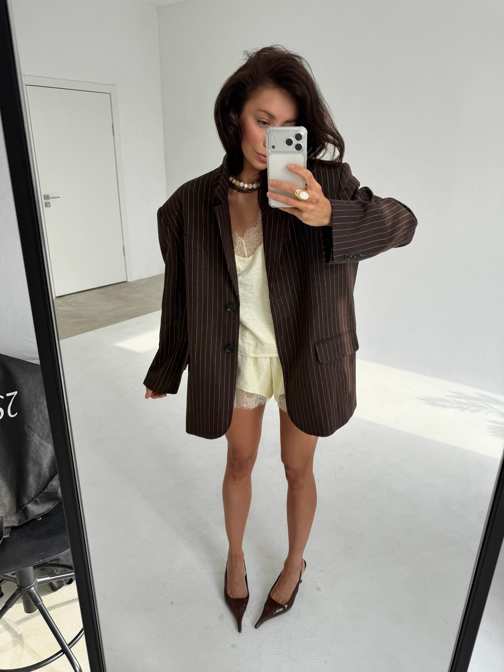 Комплект бельевой с кружевом лимонный