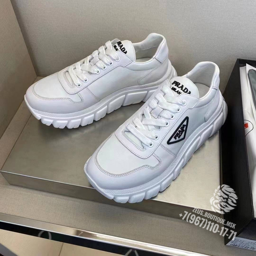 Кроссовки Prada