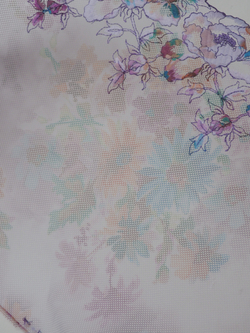 Вышивка на сетке мультиколор ширина 27 см ОТРЕЗЫ