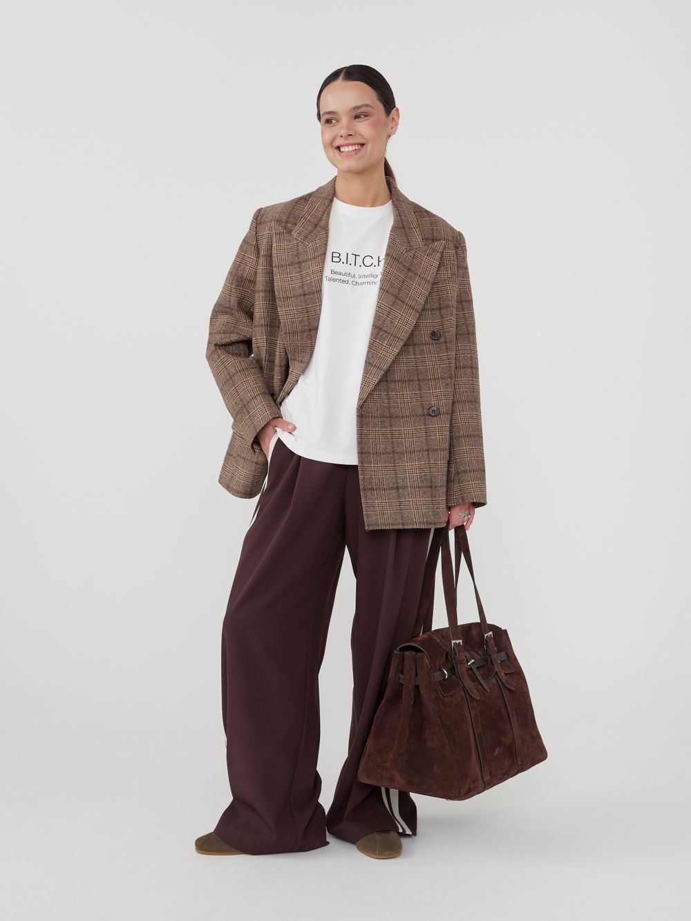 ФУТБОЛКА «B.I.T.C.H»