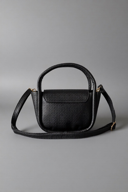 Женская сумка-клатч из натуральной кожи QOZA черный