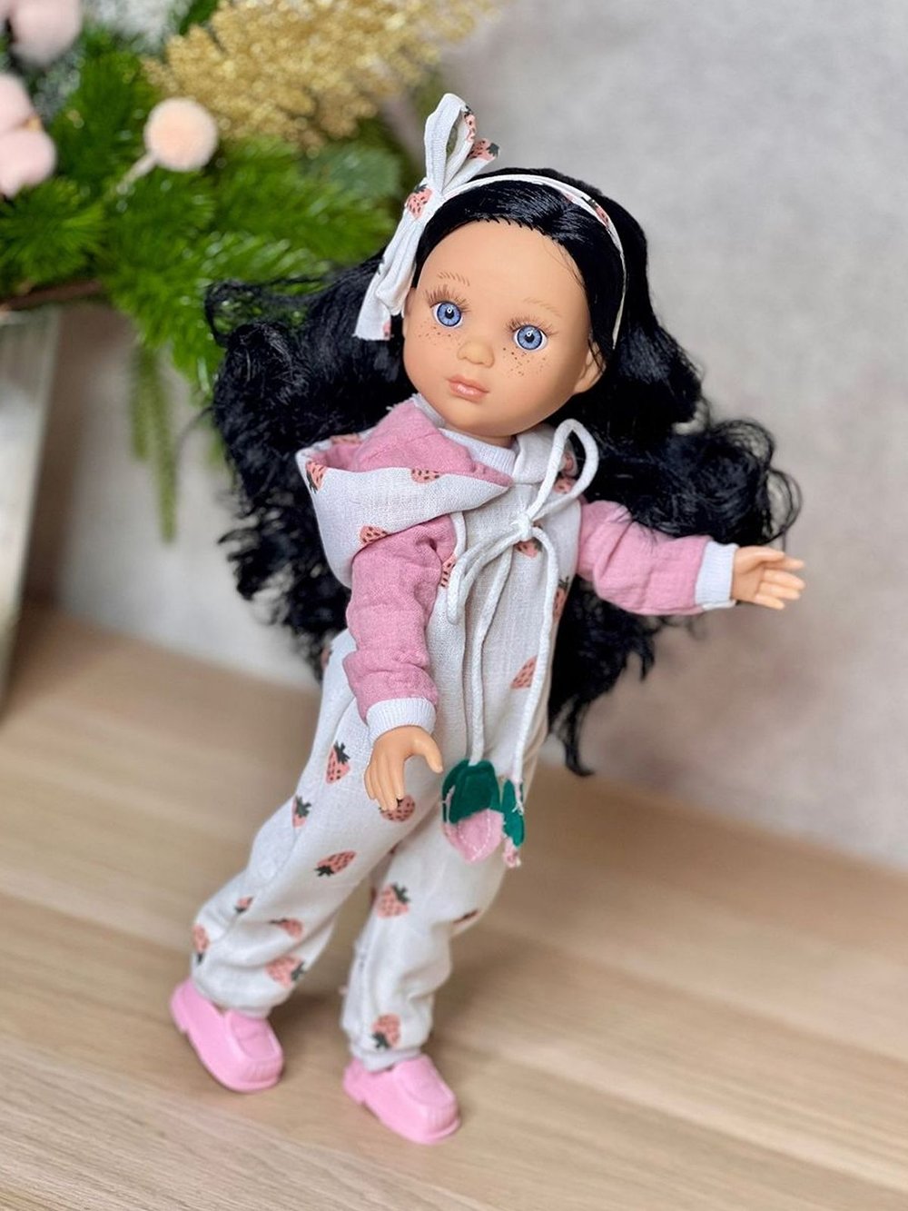 Кукла BERJUAN виниловая 35см Ева (834)