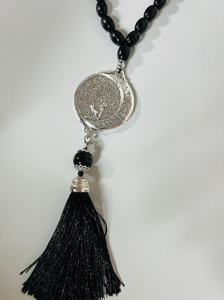 Игрушка-Подвеска на зеркало заднего вида - ЧЕТКИ ЭМАЛЬ Черная - ИКОНА-мусульм Металл с сереб и бахр