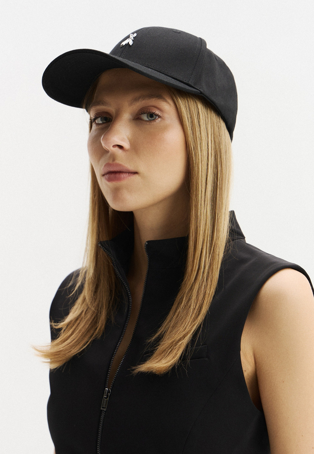 Кепка женская PATRIZIA PEPE