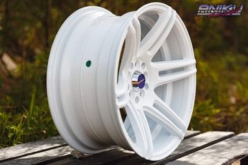 Комплект дисков Shogun S05 R17 8.5j ET20 5*100/5*114.3 белые
