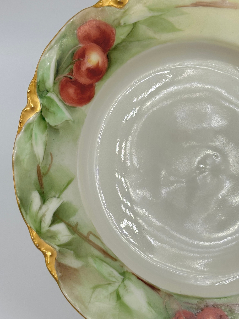 Декоративная тарелка «Вишни» Haviland