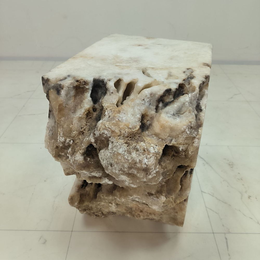 Стол из оникса 65582  (45*30*45) 0195