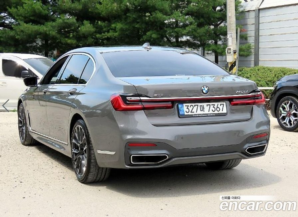 BMW 7 Series (G11) 740Li xDrive M Sports (10.2020)