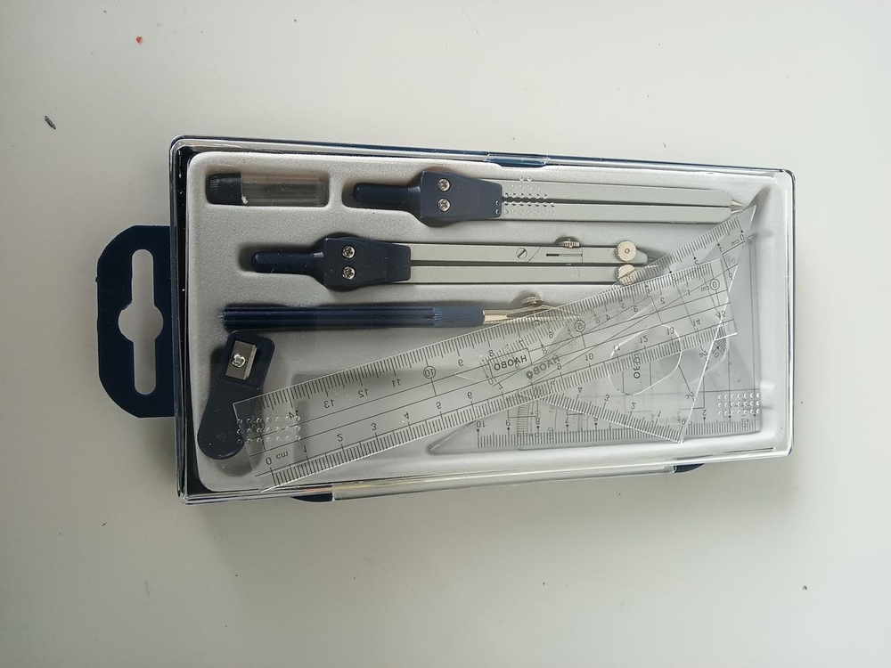 Готовальня 9 предм: циркуль мет, грифели, циркуль-измеритель, 4 лин, пласт.футляр