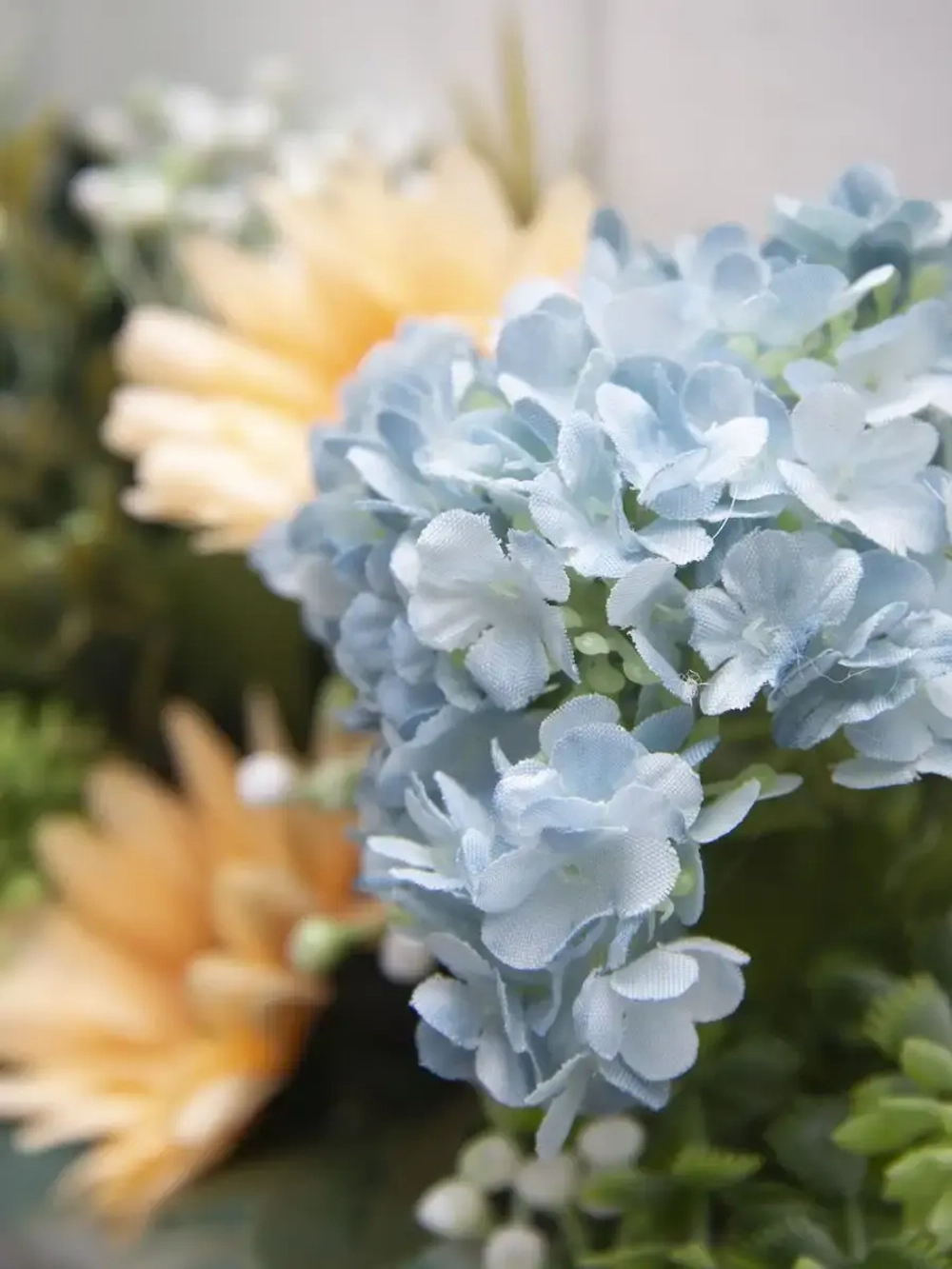 Панно на стену для интерьера "Окно с цветами"