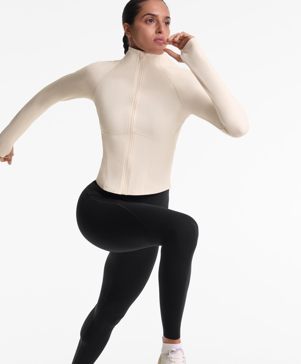 Oysho Легкая и теплая высокотехнологичная куртка Running, экрю