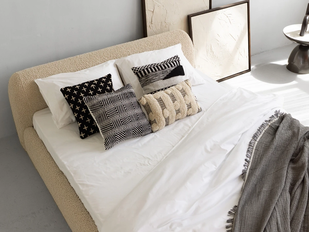 Чехол на подушку Aracelis