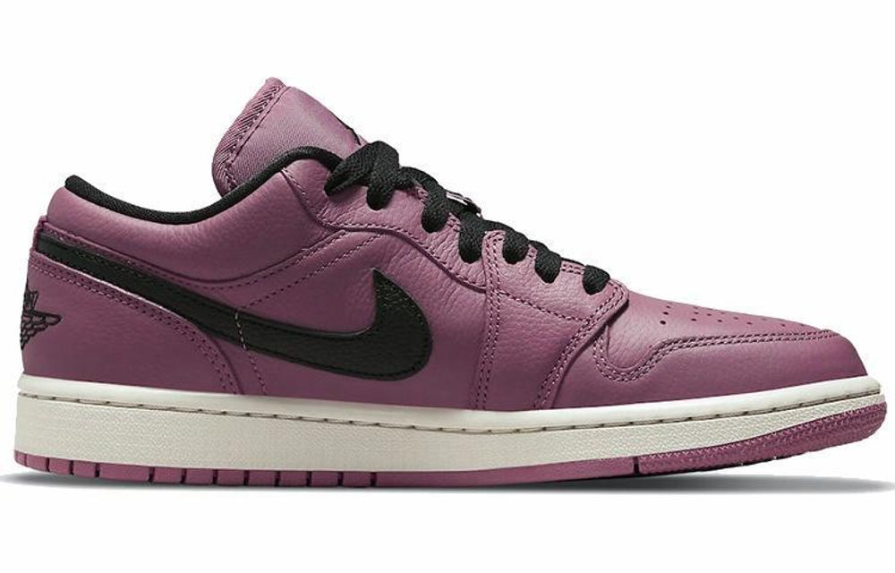 Кроссовки Jordan Air Jordan 1 Low "Magenta" (Женская размерная сетка)